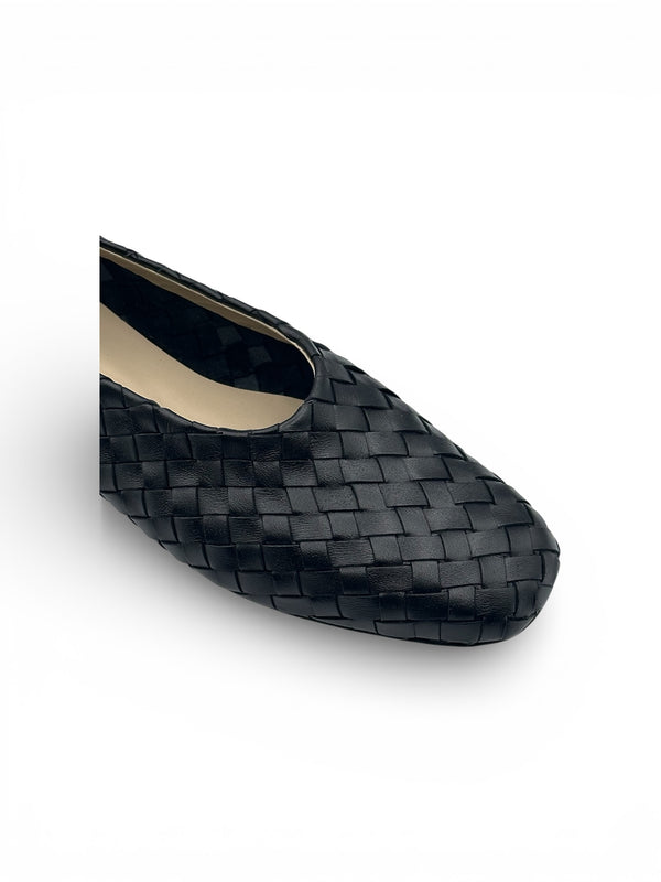 GIO' in nappa intrecciata nera - New Collection